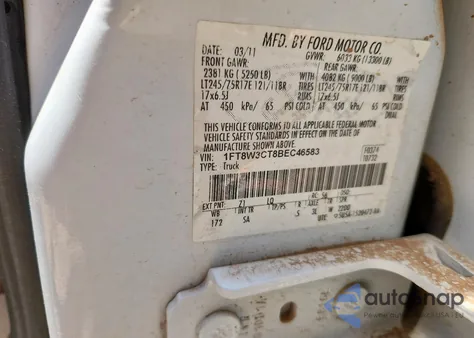 2011 Ford F350 Super Duty z USA, uszkodzony, nr VIN 1FT8W3CT8BEC46583